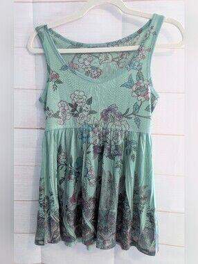 Nwot Casual Freedom Silk Blend Floral Pattern Baby Doll Tank 😍 Size Small